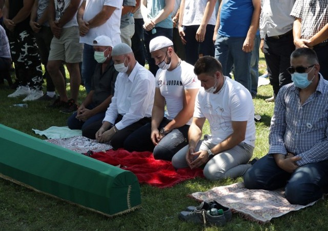 Završen ukop devet žrtava genocida u Srebrenici