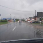 Saobraća se po vlažnom ili mokrom kolovozu