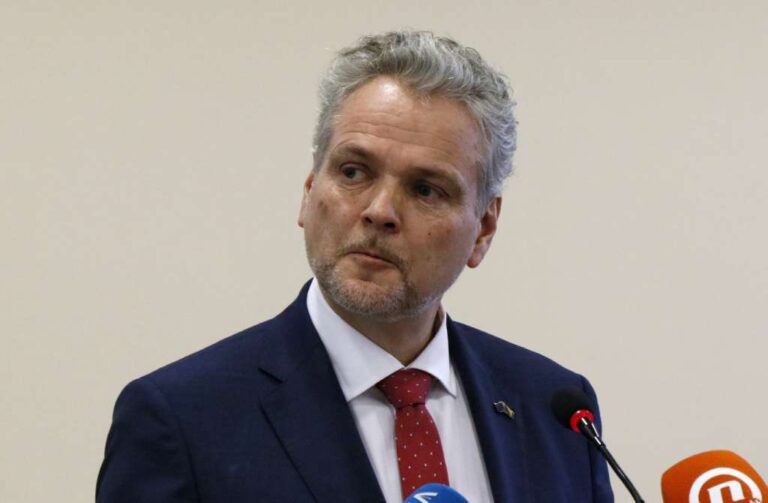 Sattler pozvao vlasti RS-a da osiguraju potpunu zaštitu slobode izražavanja i medija