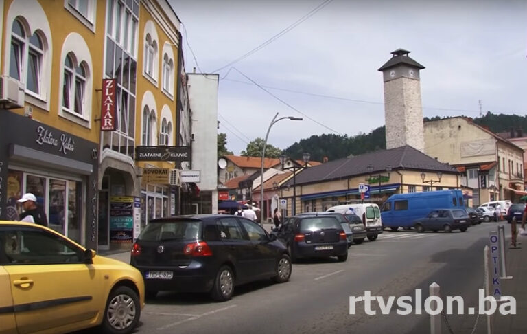 Glasanje u Gračanici i Doboj Istoku protiče bez problema