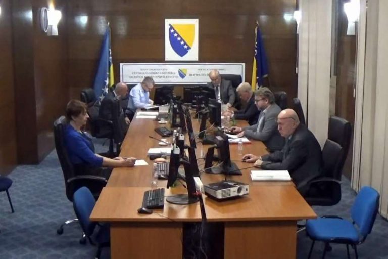 Ovjerena lista kandidata za izbor predsjednika i dva potpredsjednika FBiH