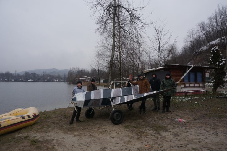 Porinuta maketa aviona u jezero Kop Šićki Brod