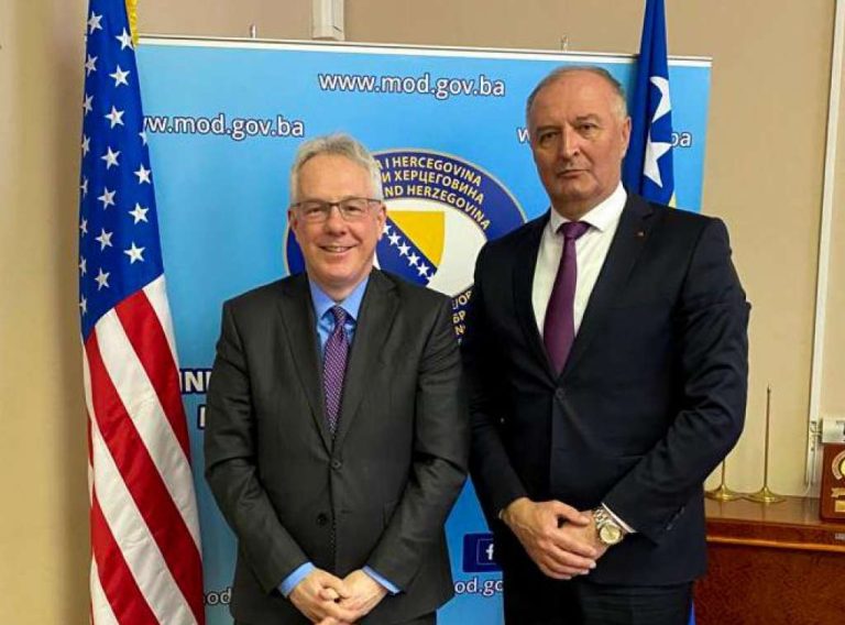 Murphy i Helez o odbrambenim reformama i jačanju Oružanih snaga BiH