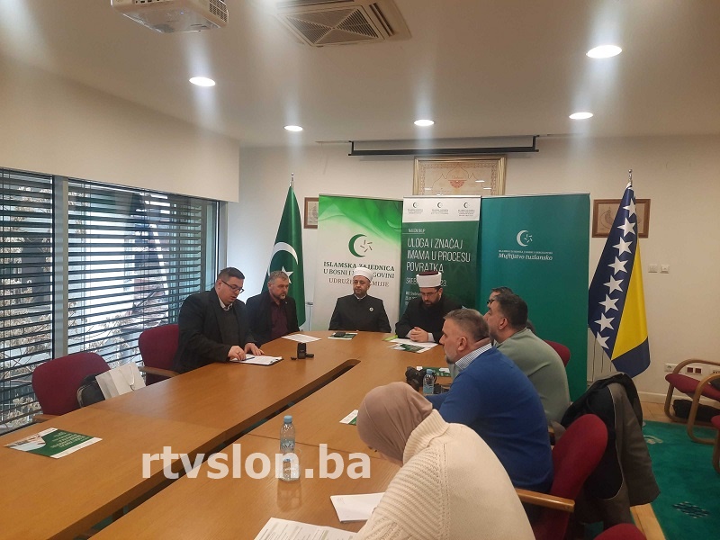 naucni skup srebrenica najava press