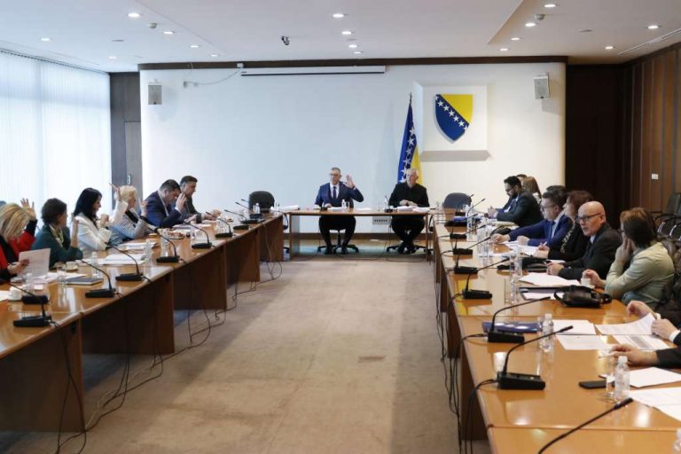 PSBiH – Komisija za finansije i budžet podržala principe prijedloga izmjena Zakona o plaćama