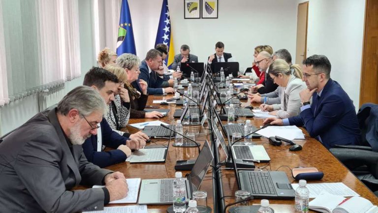 Vlada TK: Vanbračni partneri oslobođeni plaćanja poreza na promet nepokretnosti i prava