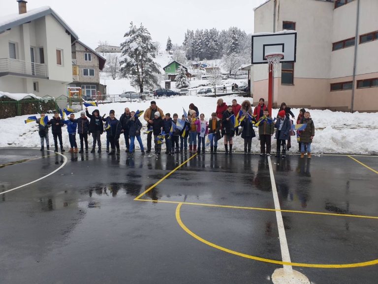 Otvoren sportski poligon Dubrava u OŠ „Stupari“