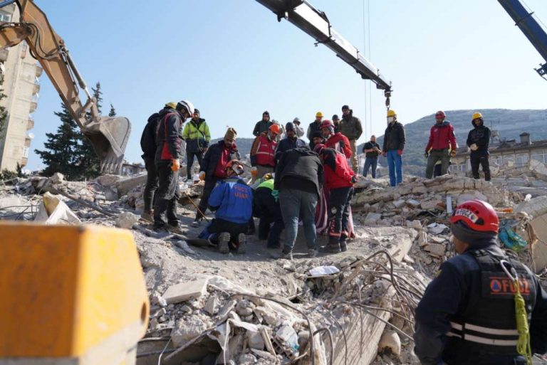 Sindikati prikupili više od 70.000 KM za pomoć žrtvama zemljotresa u Turskoj