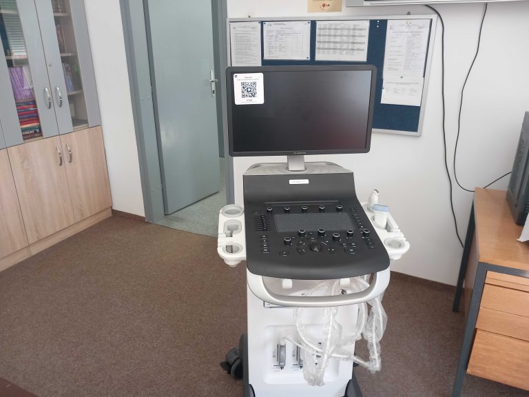 Udruženje Srce za djecu  uručilo mobilni UZ aparat  Dječijoj klinici u Tuzli