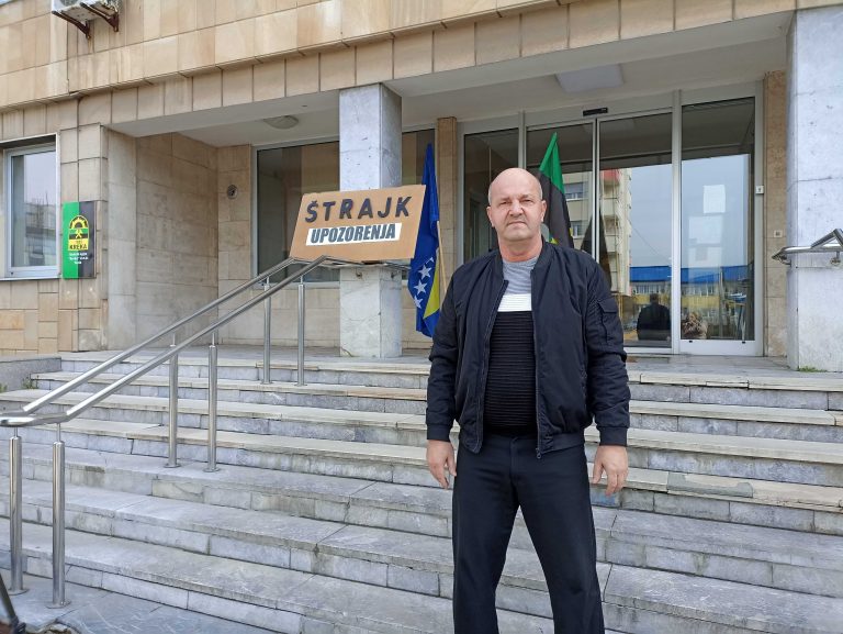 Rudari „Kreke“ održali jednosatni štrajk upozorenja, sutra putuju u Zenicu