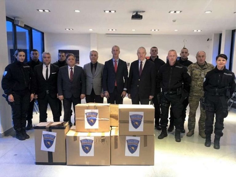 Vilić uručio ambasadoru Turske donaciju koju su prikupili pripadnici DKPT BiH