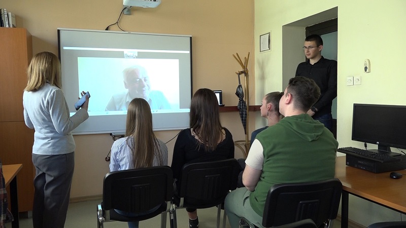 ucenici elektrotehnicka skola