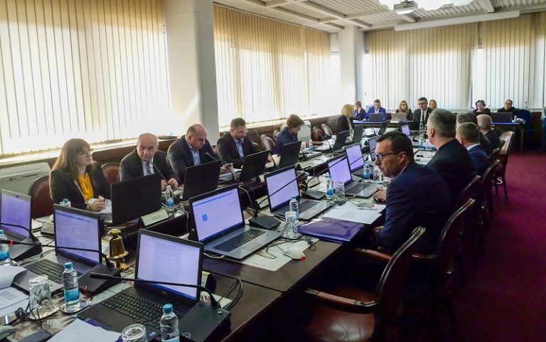 33,5 miliona KM za Zavod zdravstvenog osiguranja i reosiguranja FBiH