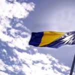Zastava BiH NA POLA KOPLJA