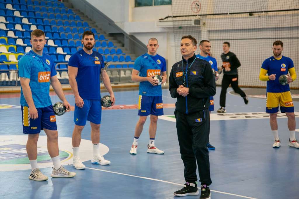 l_8ca3e339108fb6cb6f19c8dd7e2f62e3