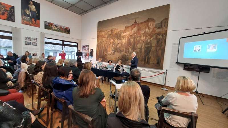 Održana promocija knjige ‘Pedijatrija i zdravstvena njega’