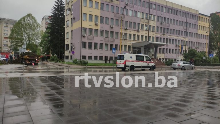 Dojava o postavljenoj bombi u Gradskoj upravi Tuzla bila lažna
