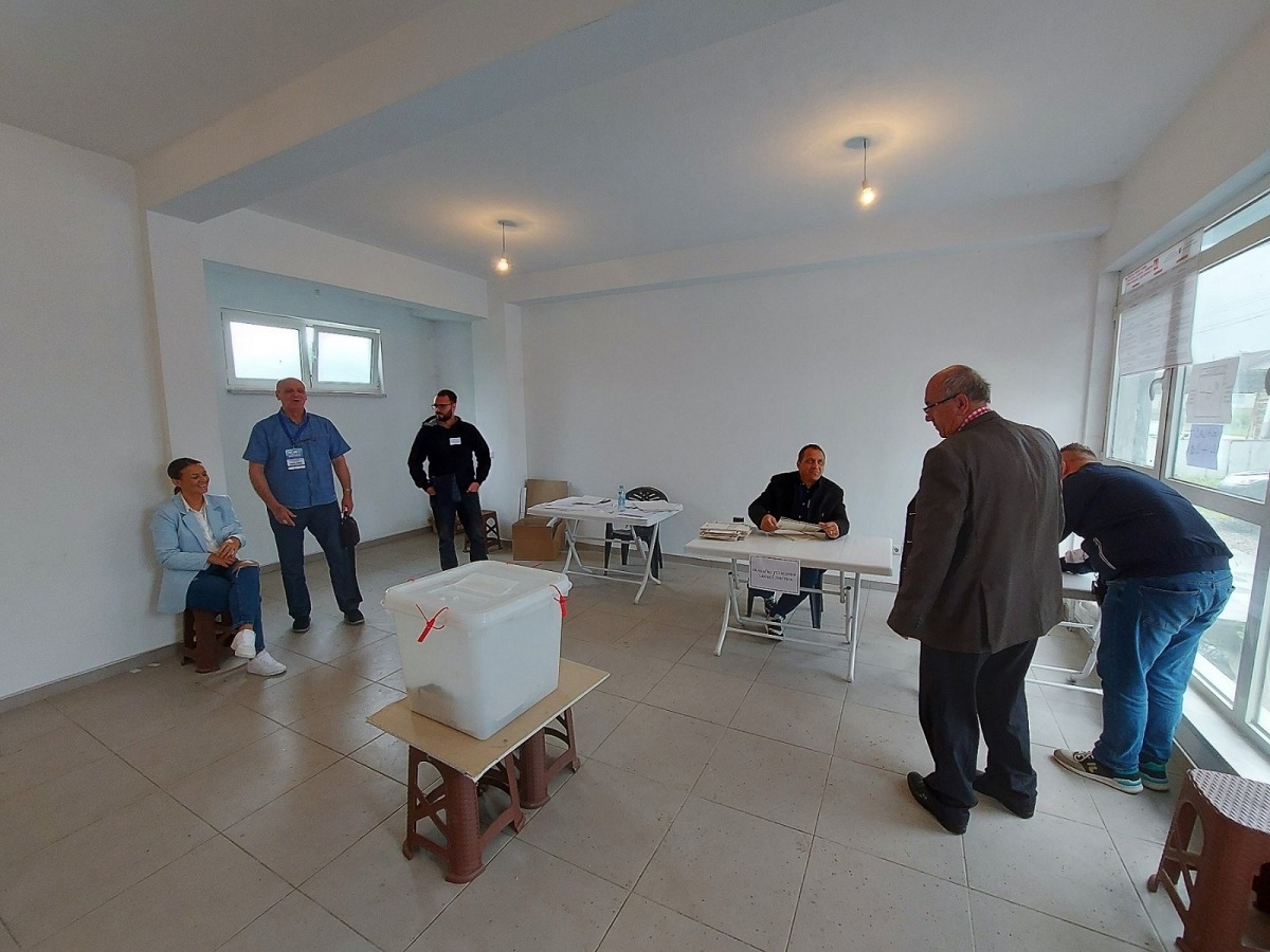 Izlaznost na prijevremenim izborima u Živinicama do 15 sati