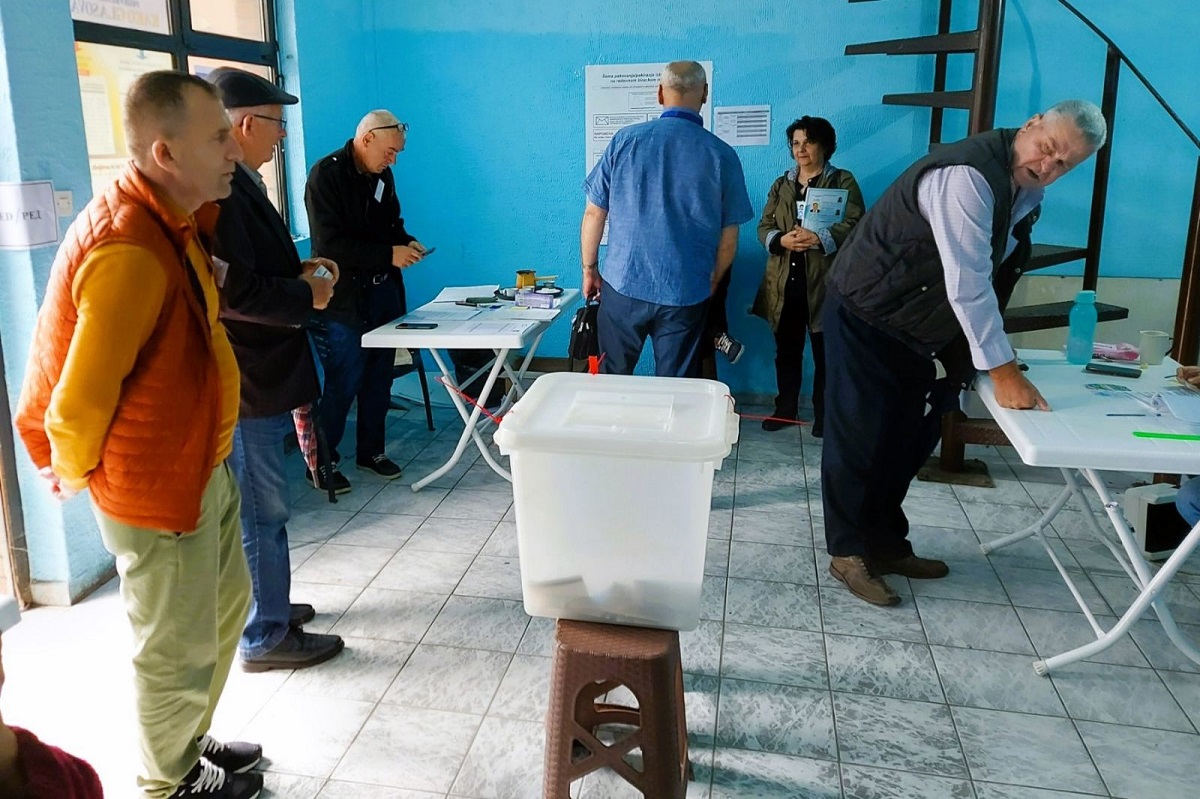 Izlaznost u Živinicama do 11 sati – oko 9 posto