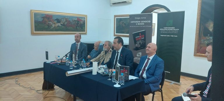 U Tuzli promovisana knjiga ˝Usporeni genocid u Bosni˝