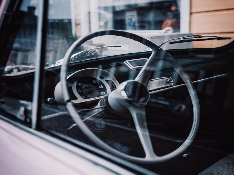 Vozač u Finskoj zbog prebrze vožnje kažnjen čak sa 121.000 eura