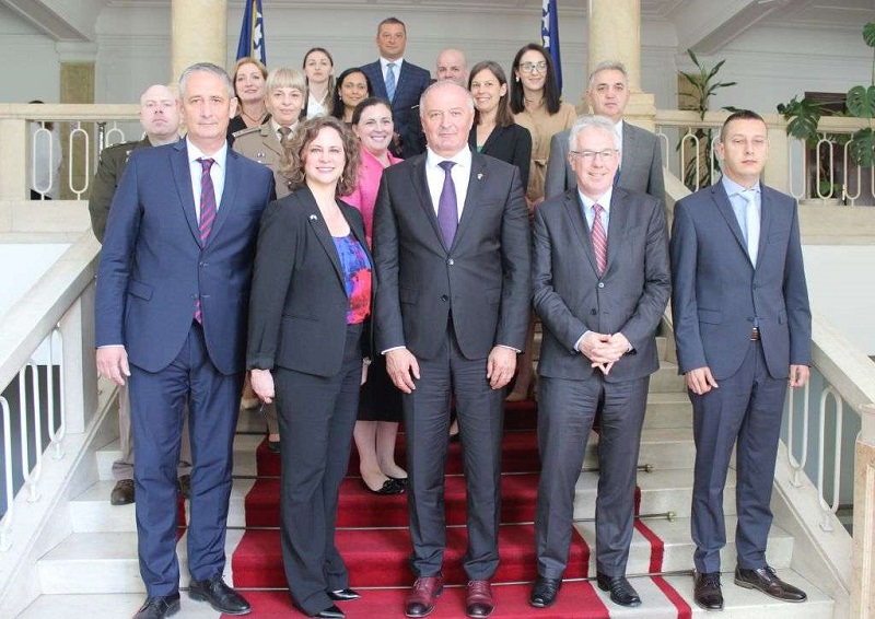 zukan helez i ministarstvo odbrane sad