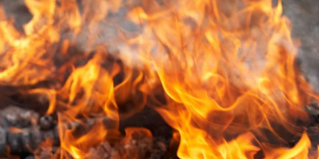 Šibenik: Požar kod Grabeštice i dalje se širi, stanovnici se evakuiraju