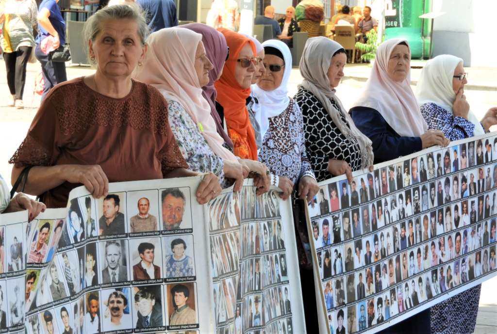 Udruženja žrtava: Majke Srebrenice ne mrze nikoga, ponosne su što su uspjele dokazati genocid