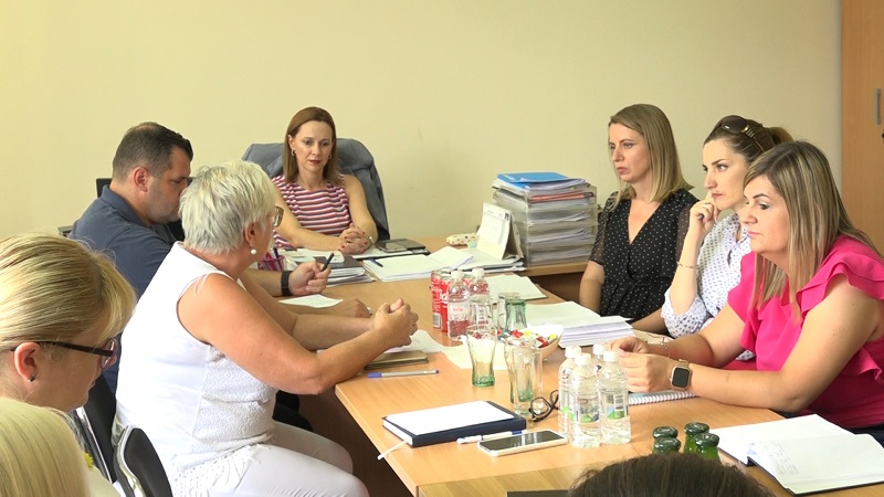 sastanak centar za socijalni rad problemi mladih