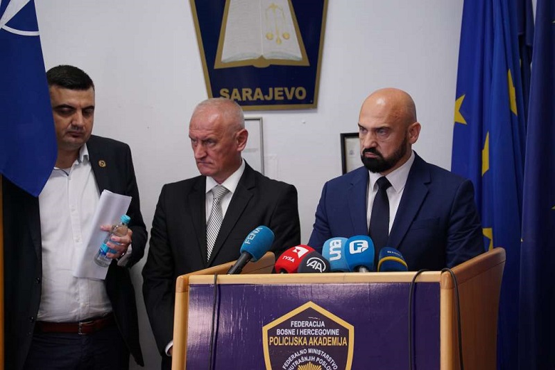 ramo isak ministar unutrasnjih poslova