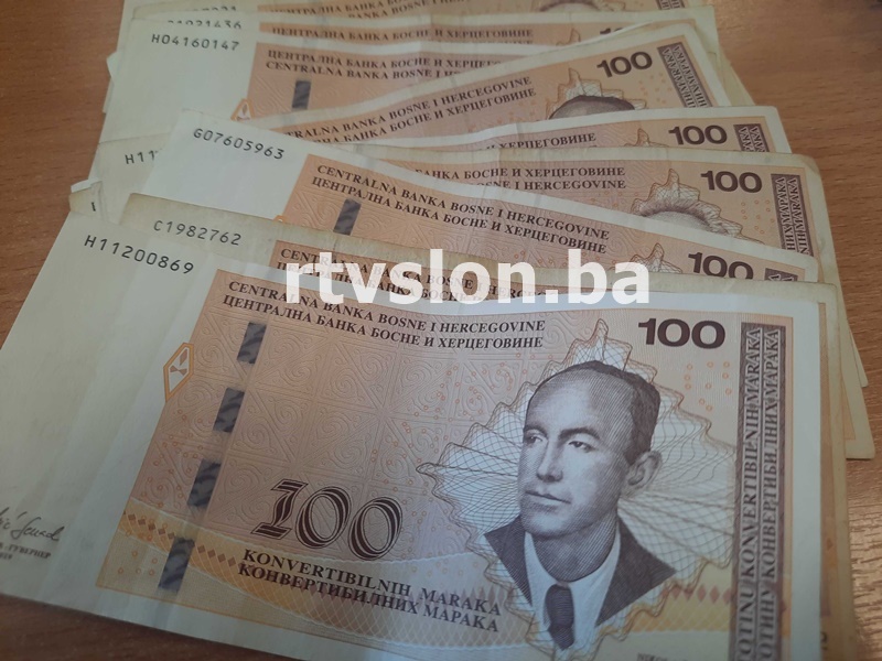 isplata decembarskih naknada