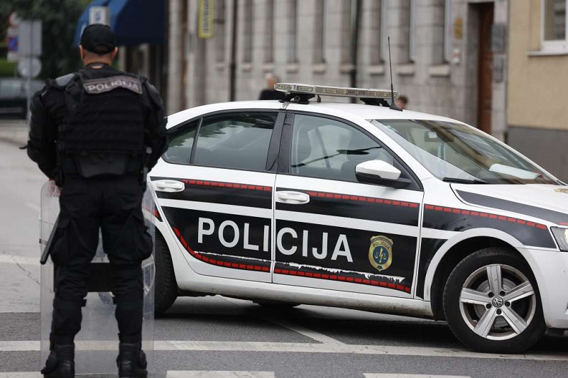 policija foto fena 2 policija, lijevak, kontrola, oduzeta droga, droga