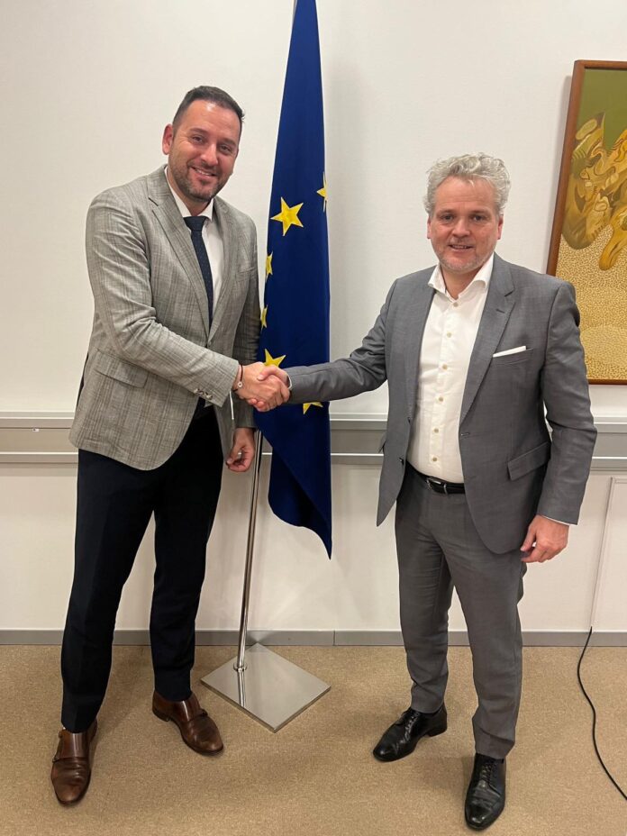 Almir Badnjević i Johann Sattler