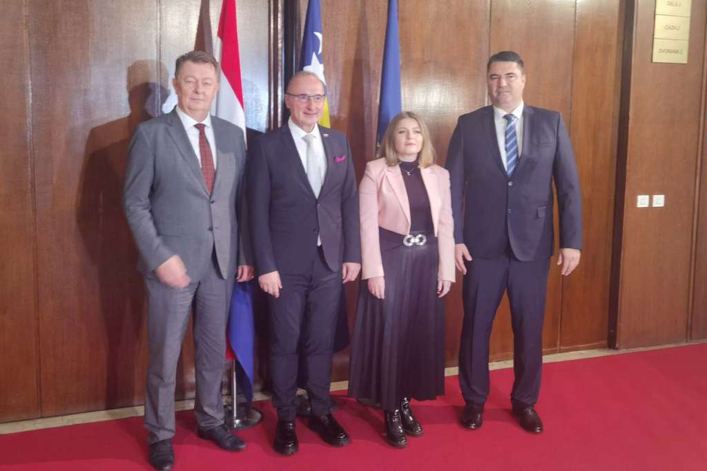Zdenko Ćosić, Miroslav Vujičić, Mia Karamehić – Abazović i Gordan Grlić Radman