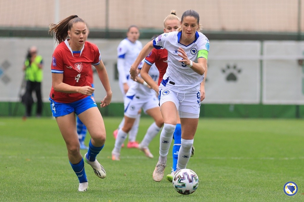 reprezentativke BiH Seniorska ženska reprezentacija