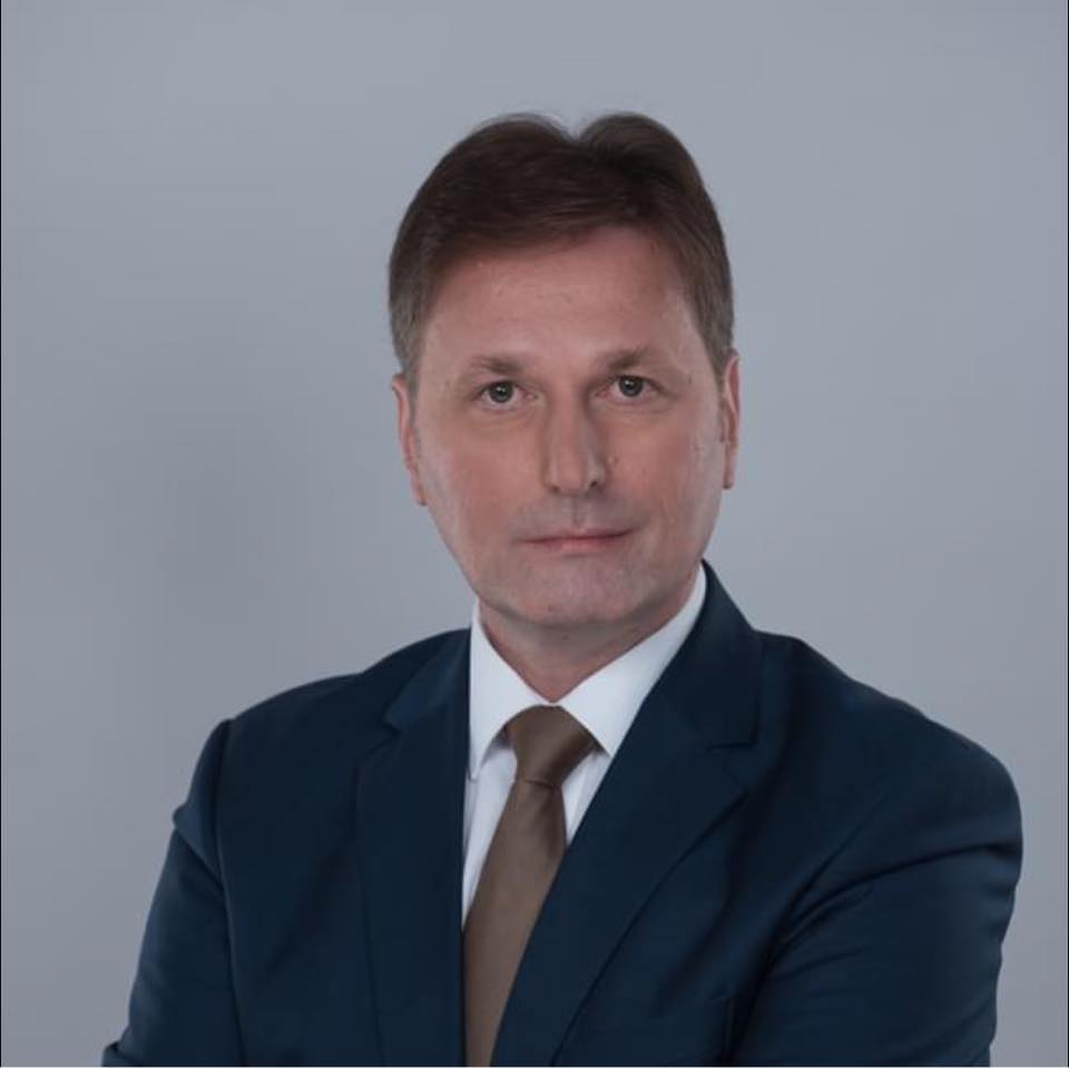 Kemal Hrnjić. ministar poljoprivrede, vodoprivrede i šumarstva