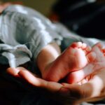 Općine i gradovi u FBiH povećavaju iznose jednokratne novčane pomoći majkama porodiljama