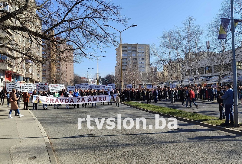 Protestna šetnja zbog ubistva Amre Kahrimanović