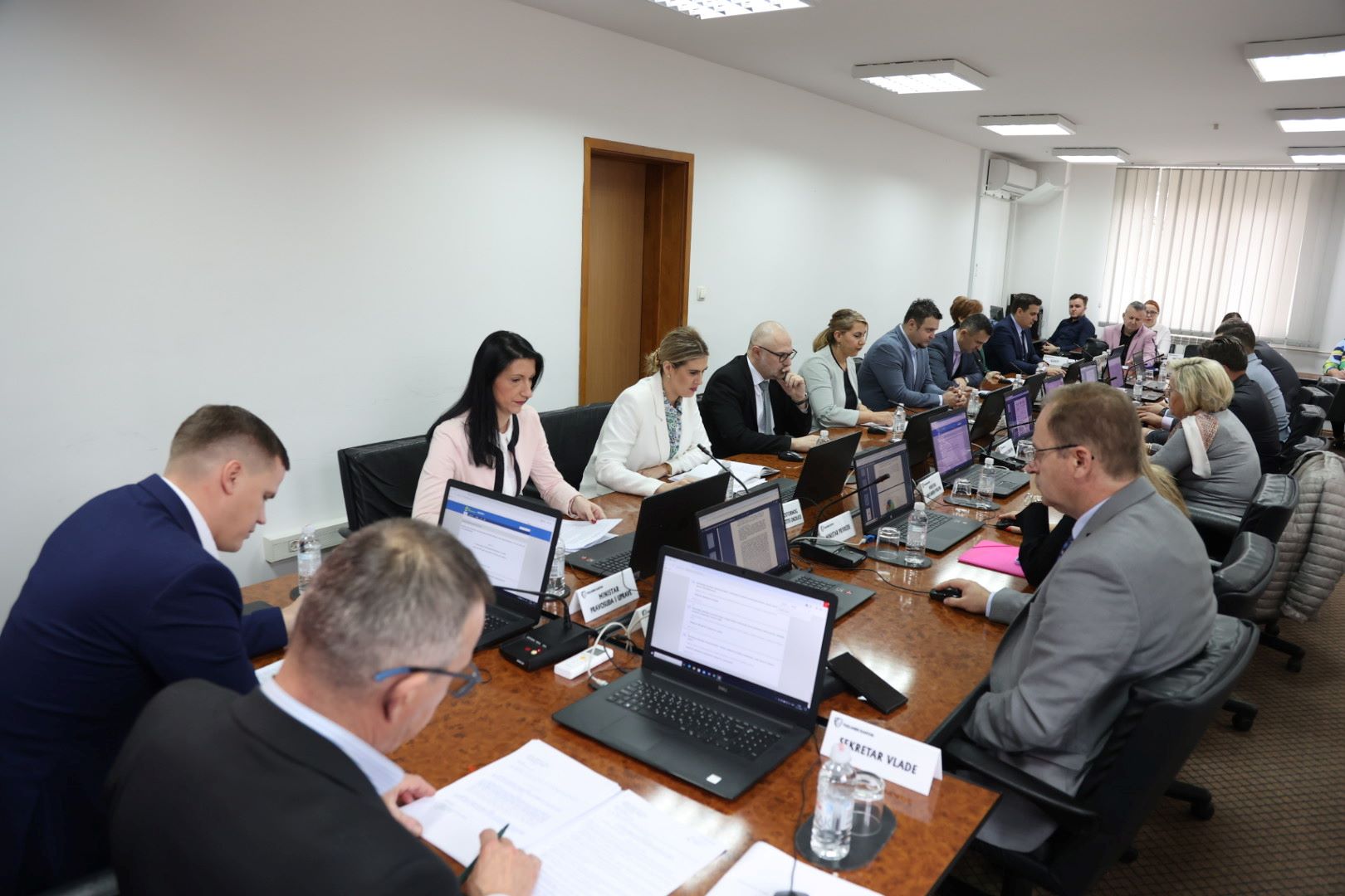 vlada tk U planu poboljšanje egzistencije naknada