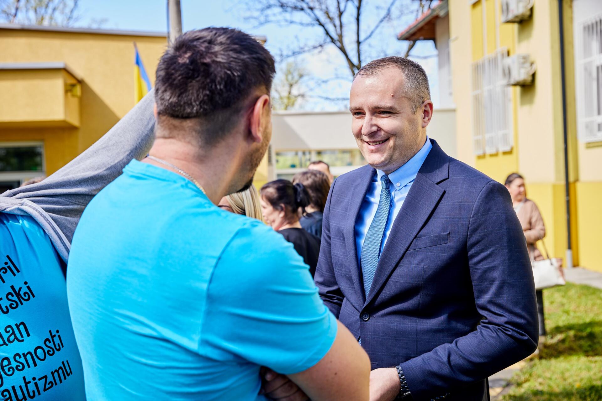 NLB Banka Sarajevo, centar za autizam Tuzla, Meho Sadiković