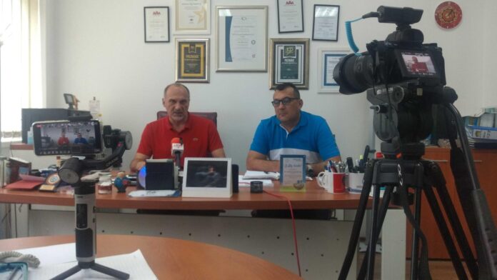 Obraćanje direktora JKP Vodovod i kanalizacija u povodu informacija da je voda u Tuzli neispravna za piti