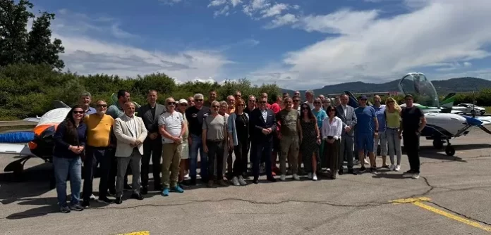 Njemački biznismeni privatnim avionima sletjeli u Živinice