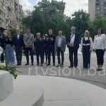 Polaganje cvijeća na Spomen obilježjima