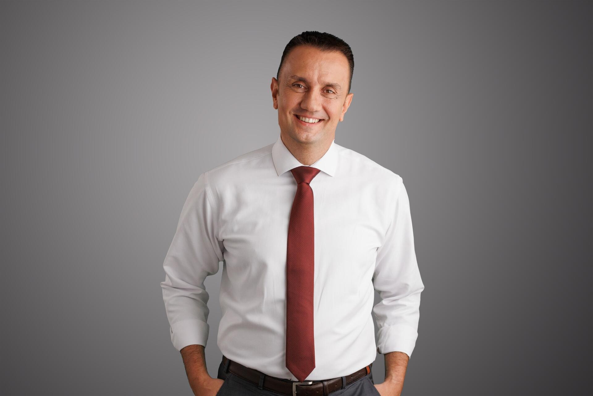 Vedran Lakić nestanak struje, što je nestalo struje u BiH, bez struje Crna Gora, Bez struje Hrvatska, kvar na termoelektrani, opterećenje