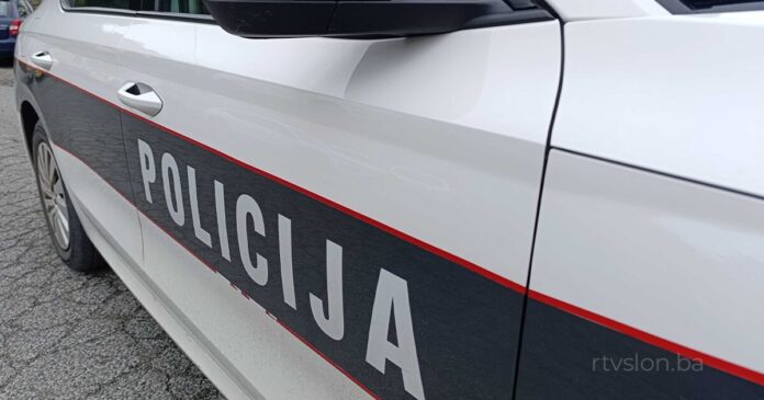 Policija/Saobraćajna nesreća/Kontrole saobraćaja/Policijsko auto
