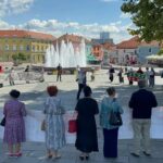 Mirno okupljanje na Trgu slobode