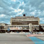 Uposlenici BHRT danas protestuju pred Parlamentom BiH Licitacija za prodaju nekretnina BHRT-a zbog dugova: Kraj javnog RTV servisa?