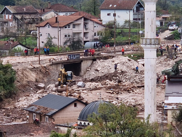 Počela trodnevna žalost u Jablanici
