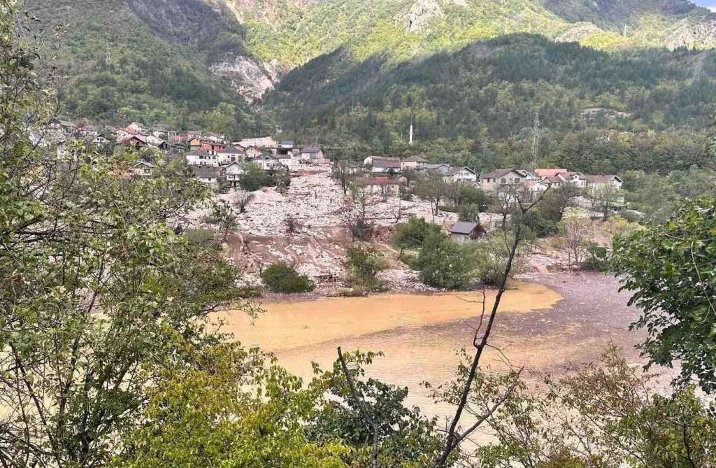 Trenutno vanredno hidrološko stanje na području slivova Une, Sane, Sanice Trenutno vanredno hidrološko stanje na području slivova Une, Sane, Sanice