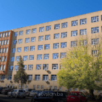 UKC Zgrada/ Muškarac koji je ranjen u Gradačcu stabilan